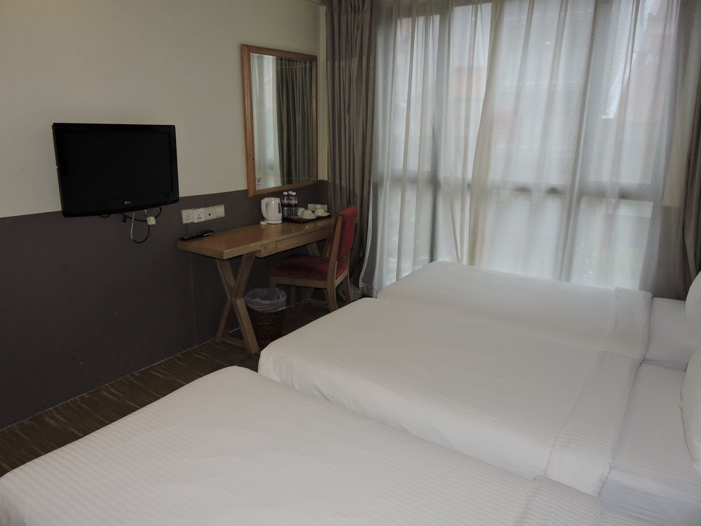 Holiday Inn Express Singapore Serangoon By Ihg Exteriör bild